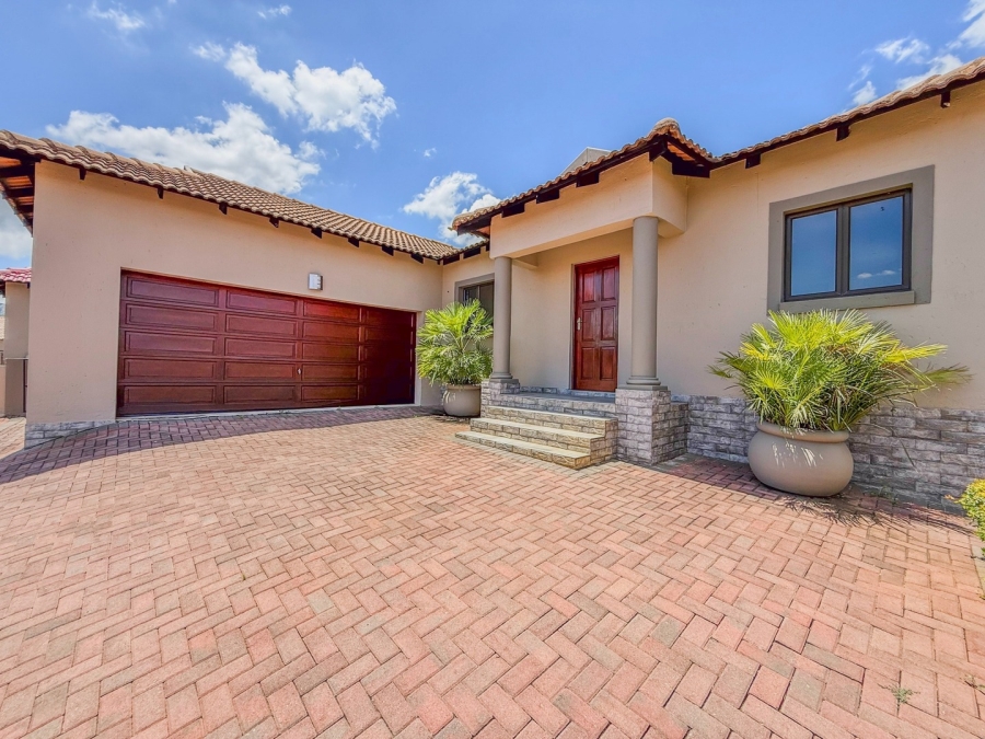 3 Bedroom Property for Sale in Melodie North West